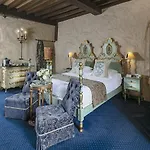 Chateau De Codignat - Relais & Chateaux Hotel