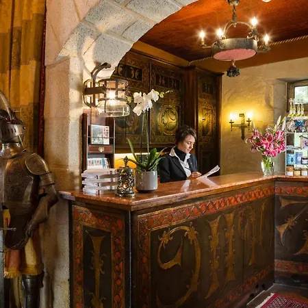 Chateau De Codignat - Relais & Chateaux Hotel 5*