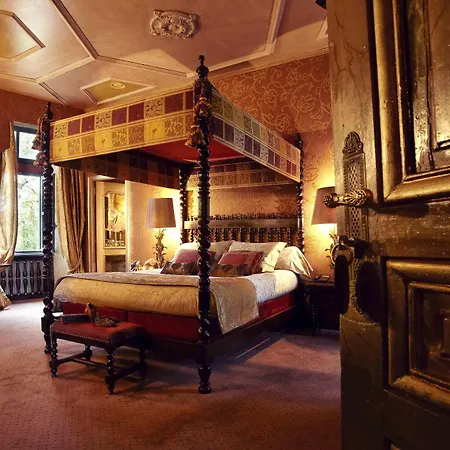 Chateau De Codignat - Relais & Chateaux Hotel