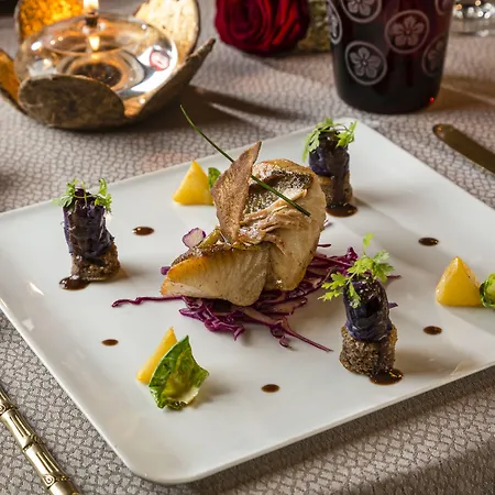 Chateau De Codignat - Relais & Chateaux Hotel 5*