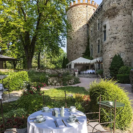 Hotel Chateau De Codignat - Relais & Chateaux
