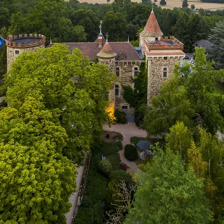 Hotel Chateau De Codignat - Relais & Chateaux 5*