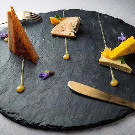 Hotel Chateau De Codignat - Relais & Chateaux 5*