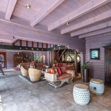 Chateau De Codignat - Relais & Chateaux Bort-l'Etang