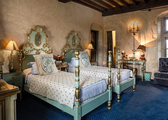 Hotel Chateau De Codignat - Relais & Chateaux