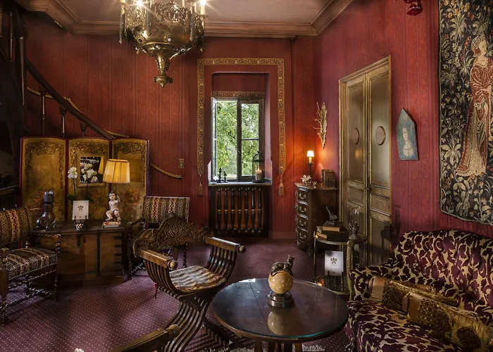 Hotel Chateau De Codignat - Relais & Chateaux 5*