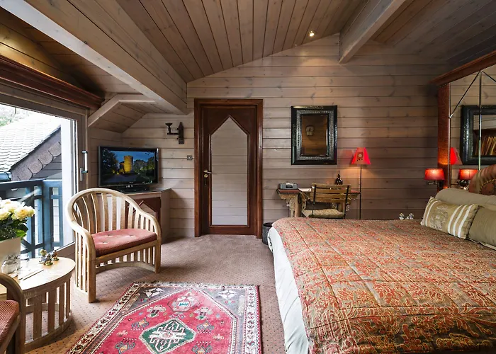 Chateau De Codignat - Relais & Chateaux Bort-l'Etang