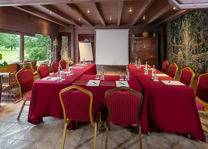 Chateau De Codignat - Relais & Chateaux Hotel 5*