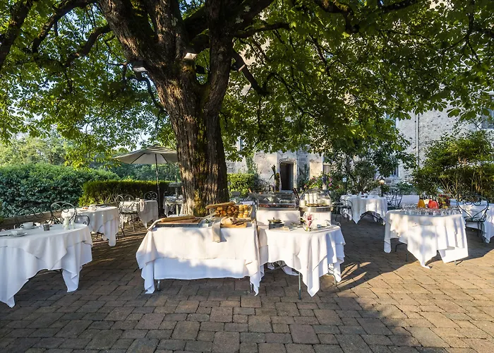 Hotel Chateau De Codignat - Relais & Chateaux Bort-l'Etang