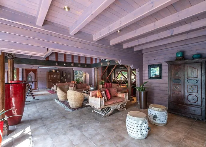 Chateau De Codignat - Relais & Chateaux Bort-l'Etang